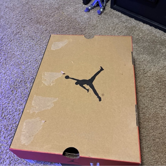 Jordan Men's Sneakers in Black and Yellow - Picture 5 of 5